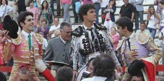 Todos a hombros en Cáceres. (FOTO:Juan Carlos Terroso/Burladero.com)