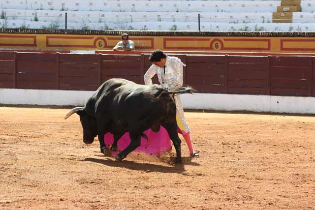 Y el remate cargando las suerte.