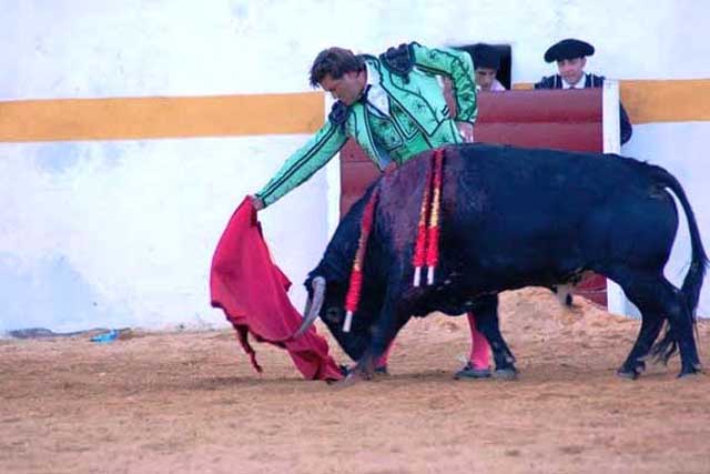 Quintana lo toreó con firmeza de seda.