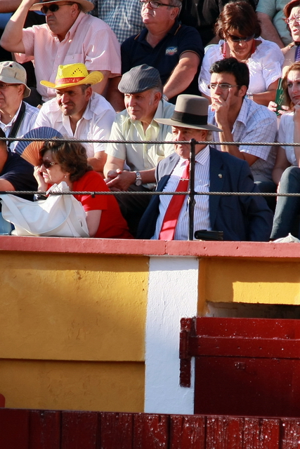 La familia González Palacino demostrando su afición. (FOTO: Gallardo)