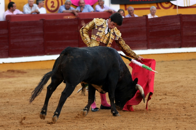 La izquierda fue la mano de la tarde. (FOTO: Gallardo)