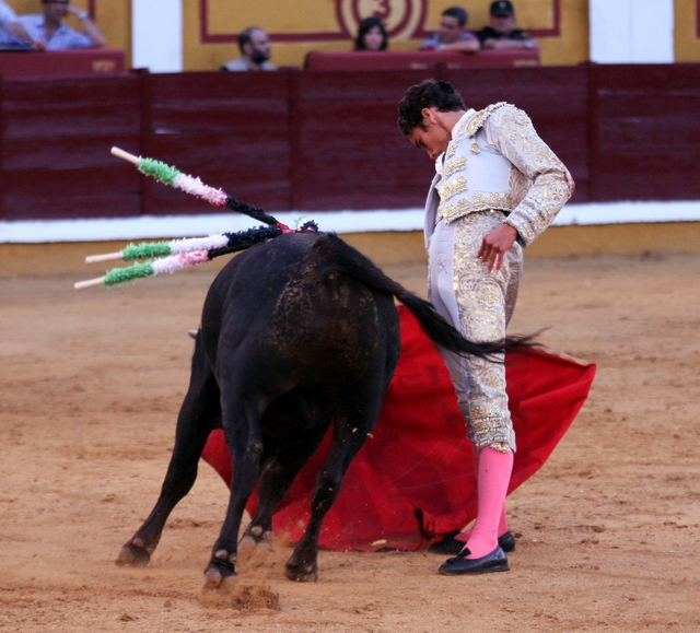 Posada de Maravillas en un derechazo profundo. (FOTO: Gallardo)