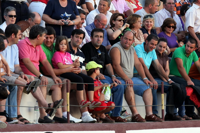 Camilo, Ángel, Pepe y su hija Marta, Antonio y su sobrino Gonzalo, Francisco, Manolo, Manuel, M. José y Raúl