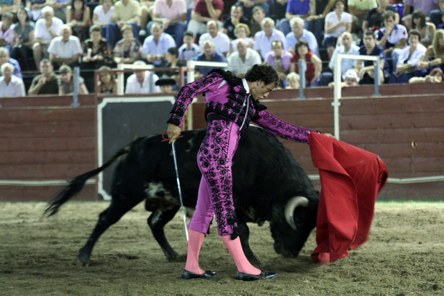 Marcando el camino para el de pecho.