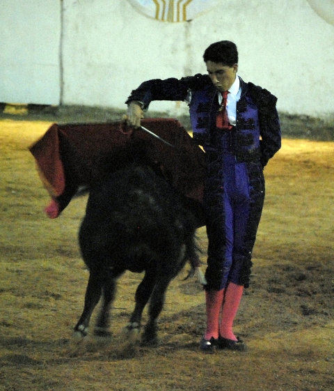 También cerró faena con bernadinas de ajustada ejecución.