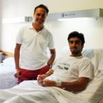 Perera en la Clínca acompañado de su apoderado. (FOTO: Arjona/Toromedia)