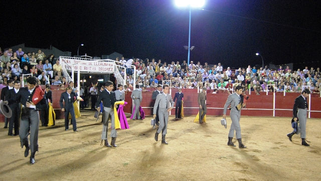 El momento de partir plaza.