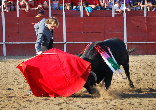 La brusquedad en la embestida imposibilitó el ajuste. (FOTO:Fco. J. Campos)