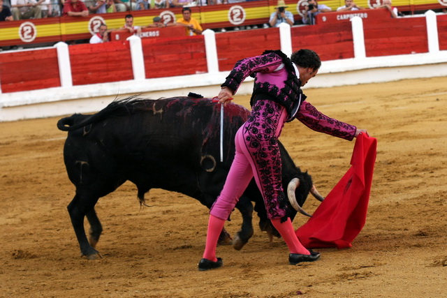 Inicio del de pecho con la izquierda.