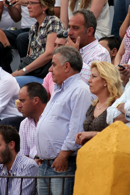 Pepe Marchivirito y señora, junto a Manuel y Arcadio Albarrán.