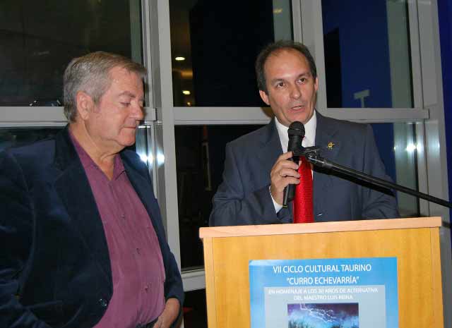 Un momento de la presentación a cargo de Alonso Álvarez Colchón. 