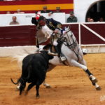 Joao Moura demostrando la pureza de su toreo en el embroque. (FOTO:Gallardo)