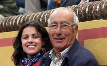 Cipriano Píriz orgulloso junto a su hija Puri.