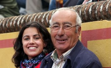 Cipriano Píriz orgulloso junto a su hija Puri.