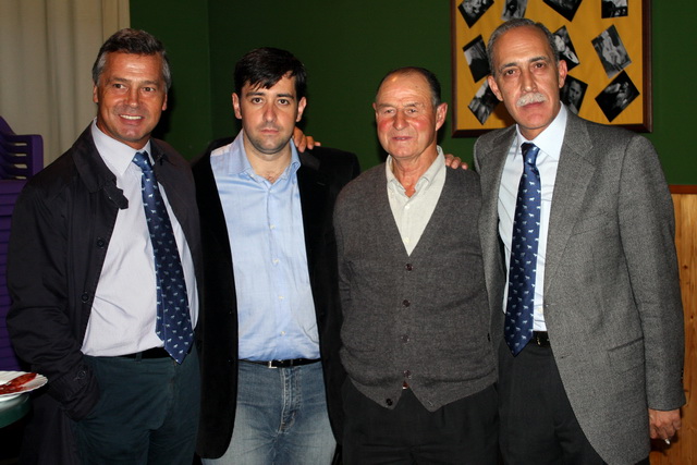 Ventura Girol, padre del director de este portal junto a su hijo y los ponentes.