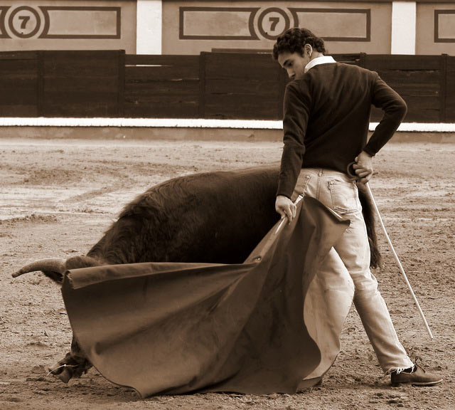 ...como por bajo, estuvo cumbre en los remates.