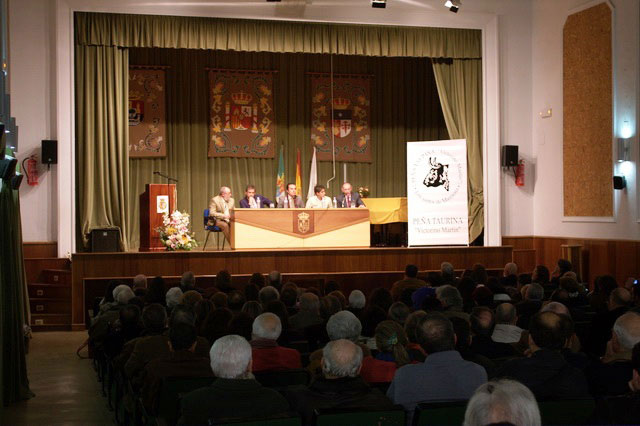 Aspecto que presentaba el Salón que albergó la charla-coloquio