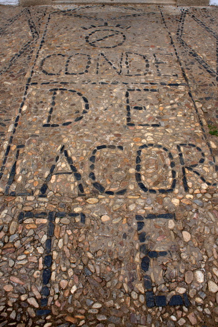 Con paso firme y decidido gracias a don Agustín Mendoza.