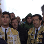 Los toreros decidiendo tirar o no para adelante. (FOTO: Gallardo)