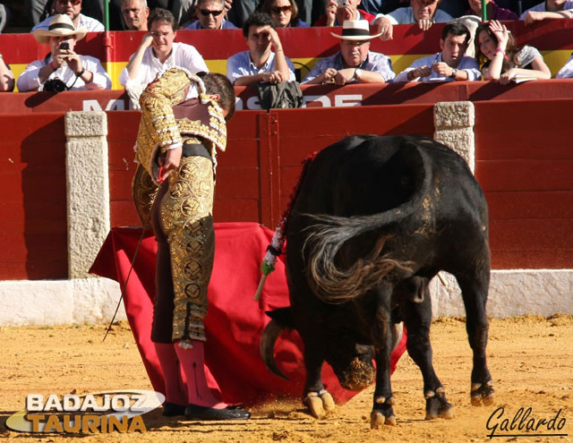 En cuanto humillaba salía el mando de Juli a templar.