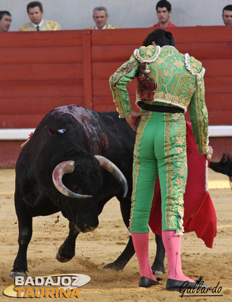 Achicando los terrenos para darse un arrimón.