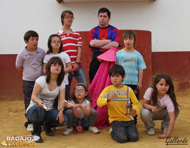 ...A estos pedazos de aficionados segedanos que pasaron un día inolvidable en Guadajira.