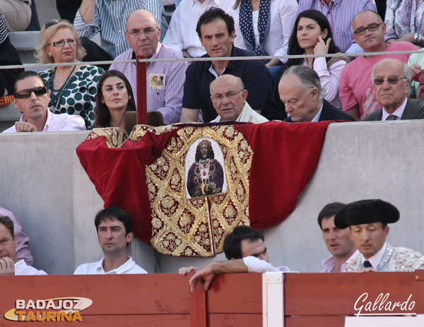 El Cautivo estampado en un capote de paseo.