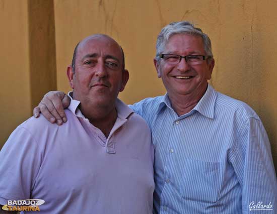 El empresario de Jerez junto a un concejal jerezano.