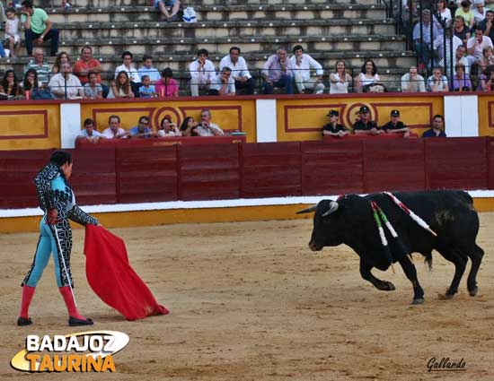 Posada de Maravillas dando todas la ventajas al novillo. (FOTO:Gallardo)