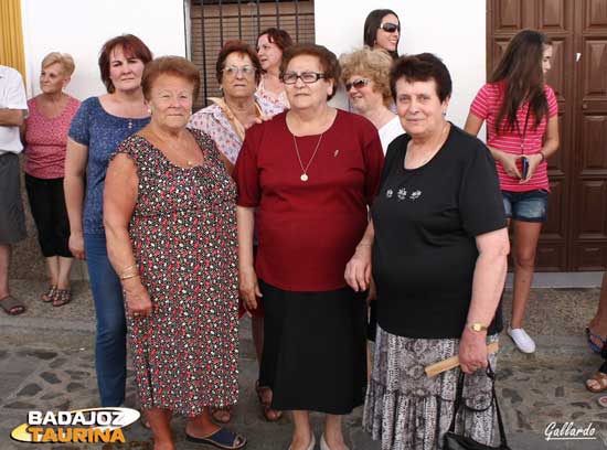 ...maduras y jóvenes no querían perdérselo.