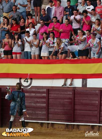 Más devoluciones de trastos a las peñas juveniles.