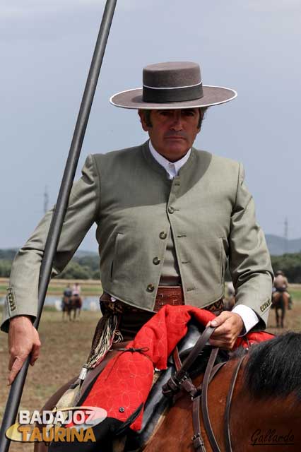 El ganadero Miguel Moreno en perfecto estado de revista.