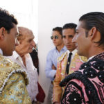 Reunidos dilucidando quién va por delante. (FOTO: Gallardo)