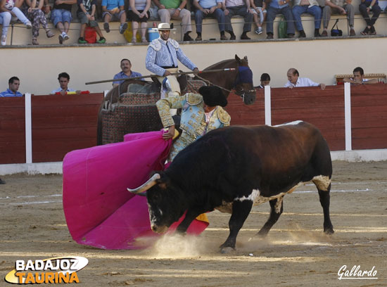 Ahí queda eso...Oliva en el remate.