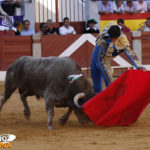 Perera toreando al natural. (FOTO: Gallardo)