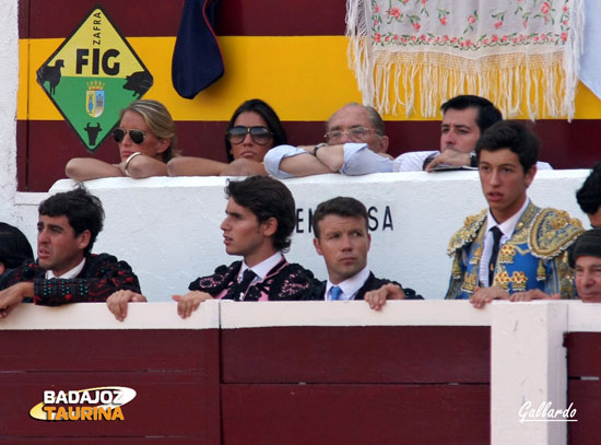 Nuestra gratitud a la empresa que nos abrió hueco.