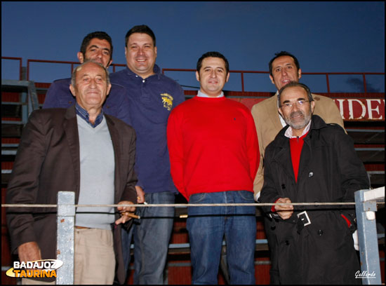 Los hermanos Moreno de Almendralejo tuvieron un gesto de PUERTA GRANDE.