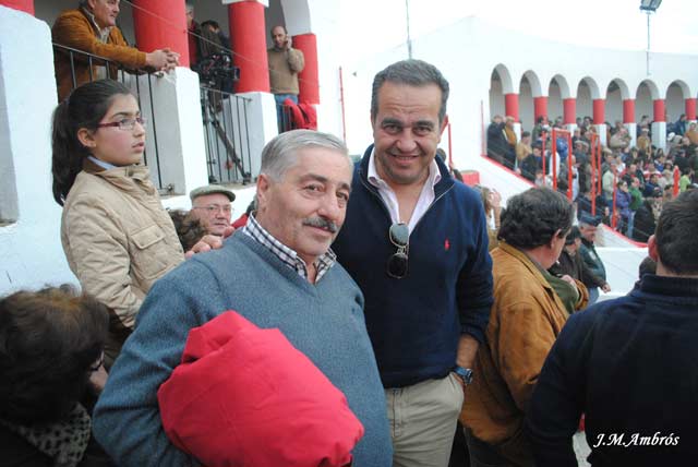 El empresario pacense Joaquín Domínguez junto a Cantero.