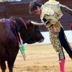 La raza de ‘El Juli’ no conoce límites. (FOTO:Gallardo)