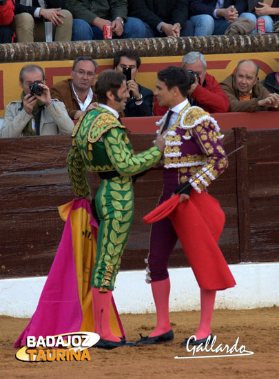 Turno de Manzanares en el brindis al amigo.