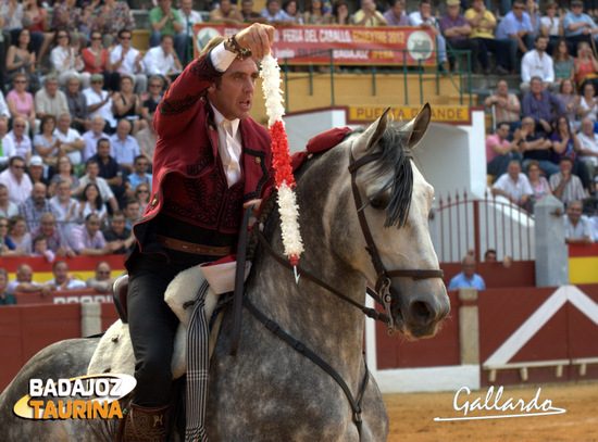 Pablo Hermoso de Mendoza y 'Manolete'.