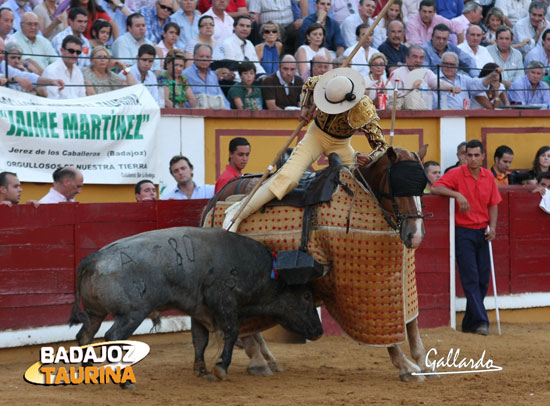 Borja Ruiz agarrándose con el quinto.