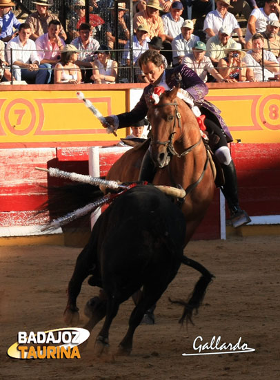 Moura Caetano en su actuación de hoy en Badajoz. (FOTO:Gallardo)