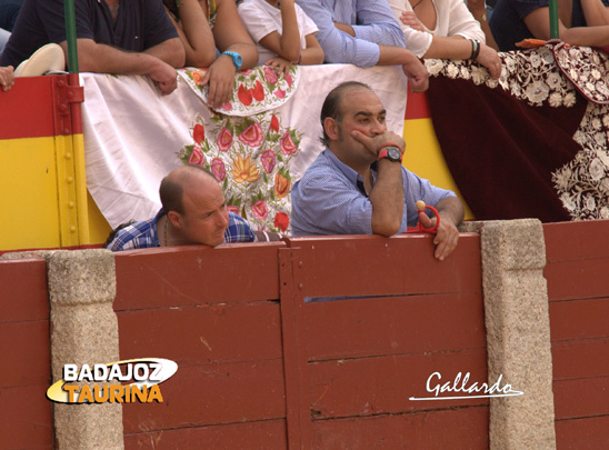 Fruti y Claudio, mozo de espadas y ayuda de Solís.  s