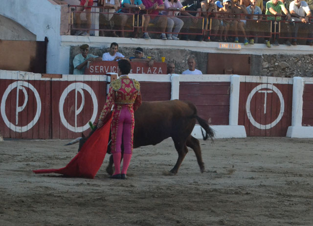 ...es más sencillo crear arte en la arena....