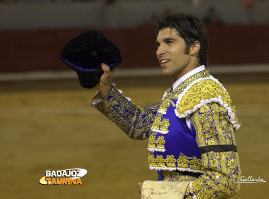 Cayetano.