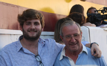Ladi que hoy cumplía años junto a Gonzalo, jefe de porteros.