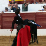 Ventura tomó la muleta y tornó en cañas las lanzas.(FOTO:Gallardo)