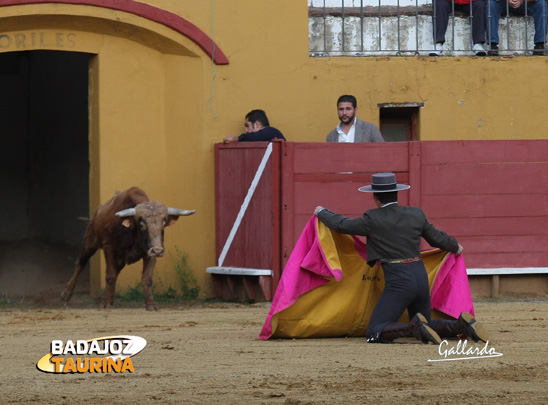 'Lolín' dispuesto para el saludo a portagayola. (FOTO:Gallardo)