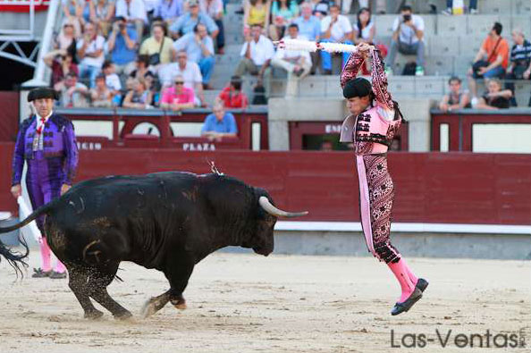 En Las Ventas acompañando a Gonzalo Caballero. (FOTO: Juan Pelegrín)